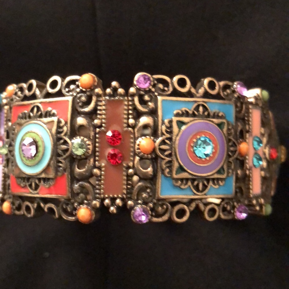 Expansion bracelet. New. Never worn.
